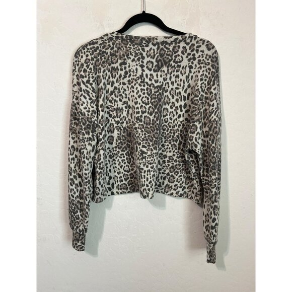 Socialite Leopard Print Long Sleeve Crop Top Oversize Sz M poly rayon spandex - Picture 5 of 7